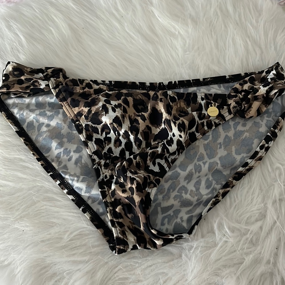 victoria secret bikini bottoms
